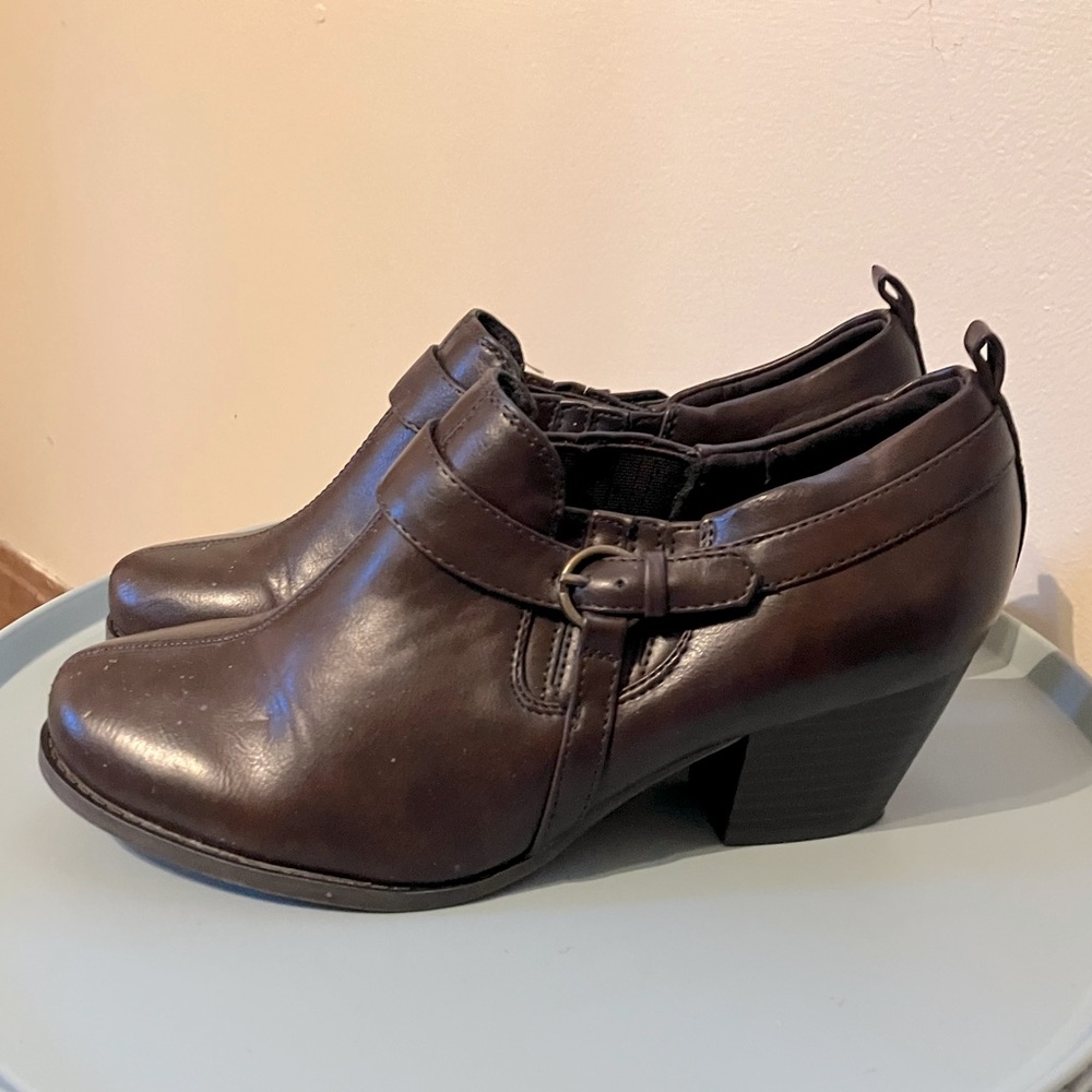 Low Cut Dark Brown Leather BareTrap Boots